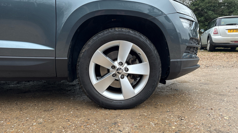 Skoda Karoq 1.0 TSI SE 5dr Petrol Estate